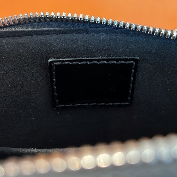 Louis Vuitton Epi Electric Alma BB crossbody bag - Picture 10 of 15